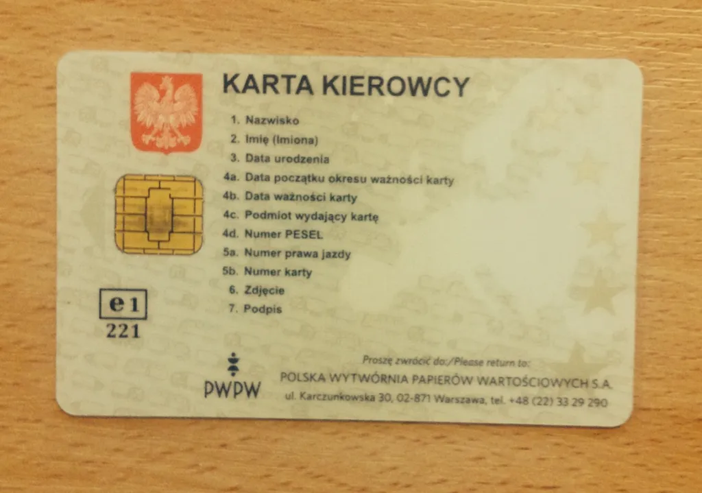 Zdjęcie Jak przedłużyć kartę kierowcy i uniknąć problemów z ważnością