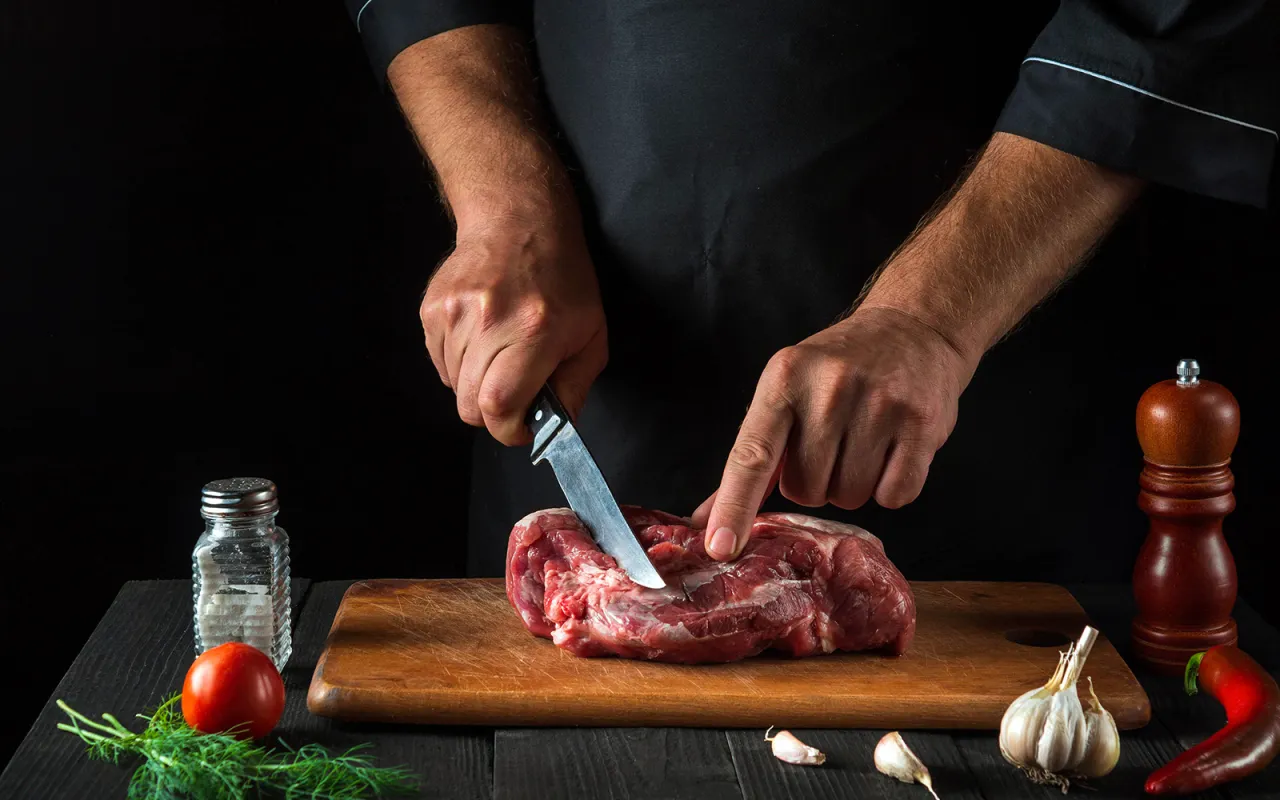 technika usuwania błon z wołowiny