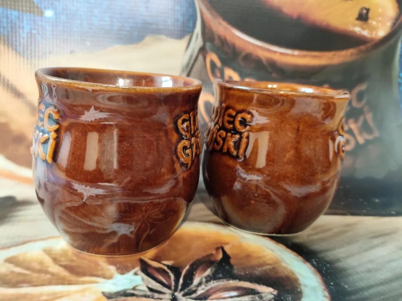 Podgrzewany grzaniec w kubku