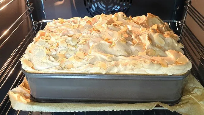 Porcje szarlotki zamrożone w folii i woreczkach