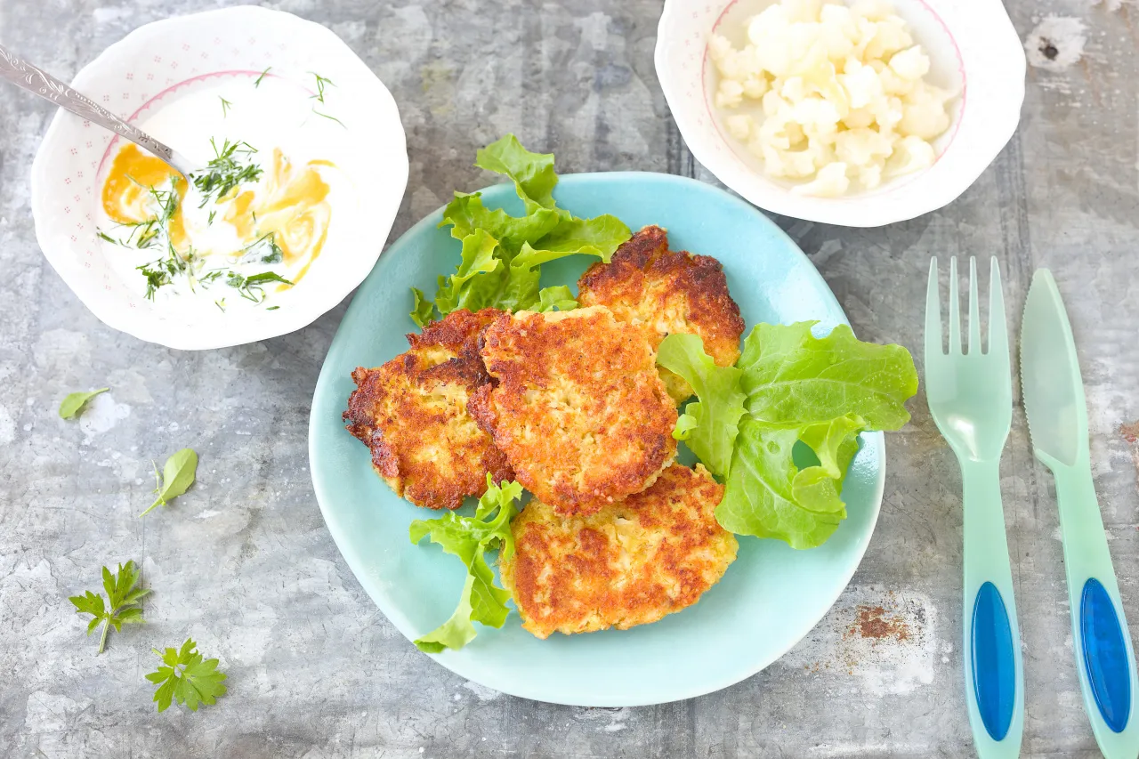 wegański smalec z kalafiora, placuszki kalafiorowe