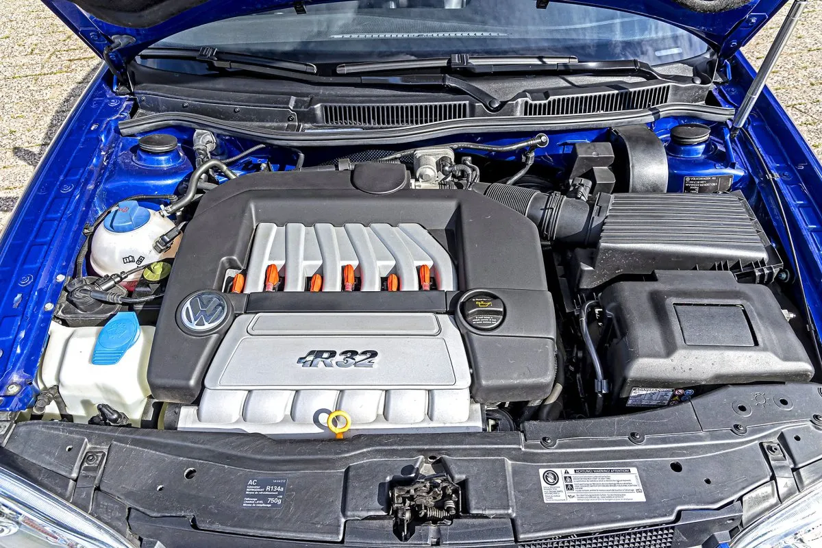 Naprawa silnika Volkswagen Golf IV R32