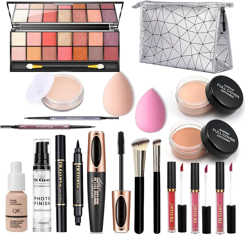 Zestaw różnych kosmetyków do makijażu twarzy