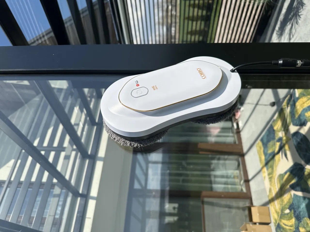 Robot do mycia okien problem z narożnikiem