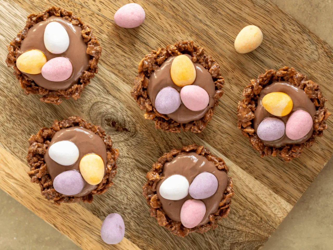 Gniazdka czekoladowe na babeczkach krok po kroku