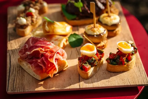 Primer plano de tapas variadas y apetitosas