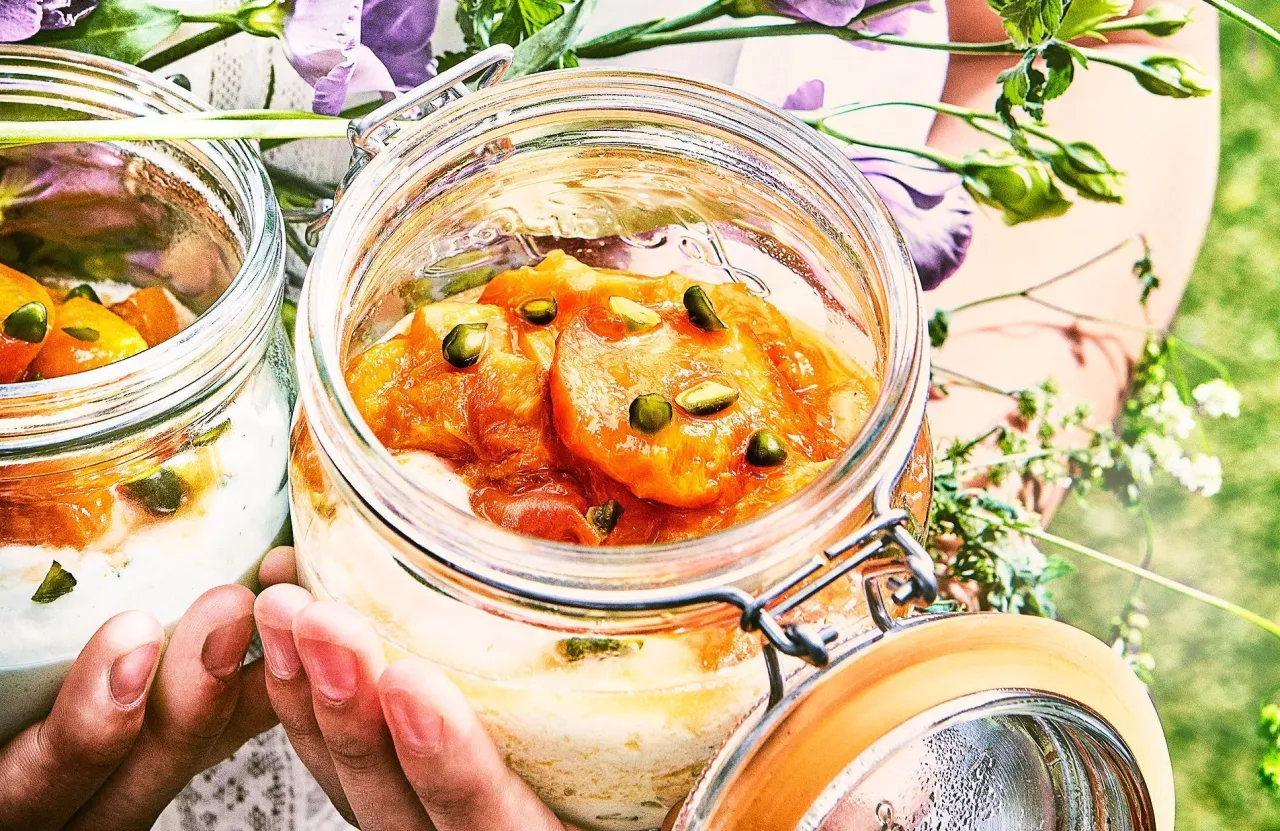 Assortiment desserts classiques aux fruits