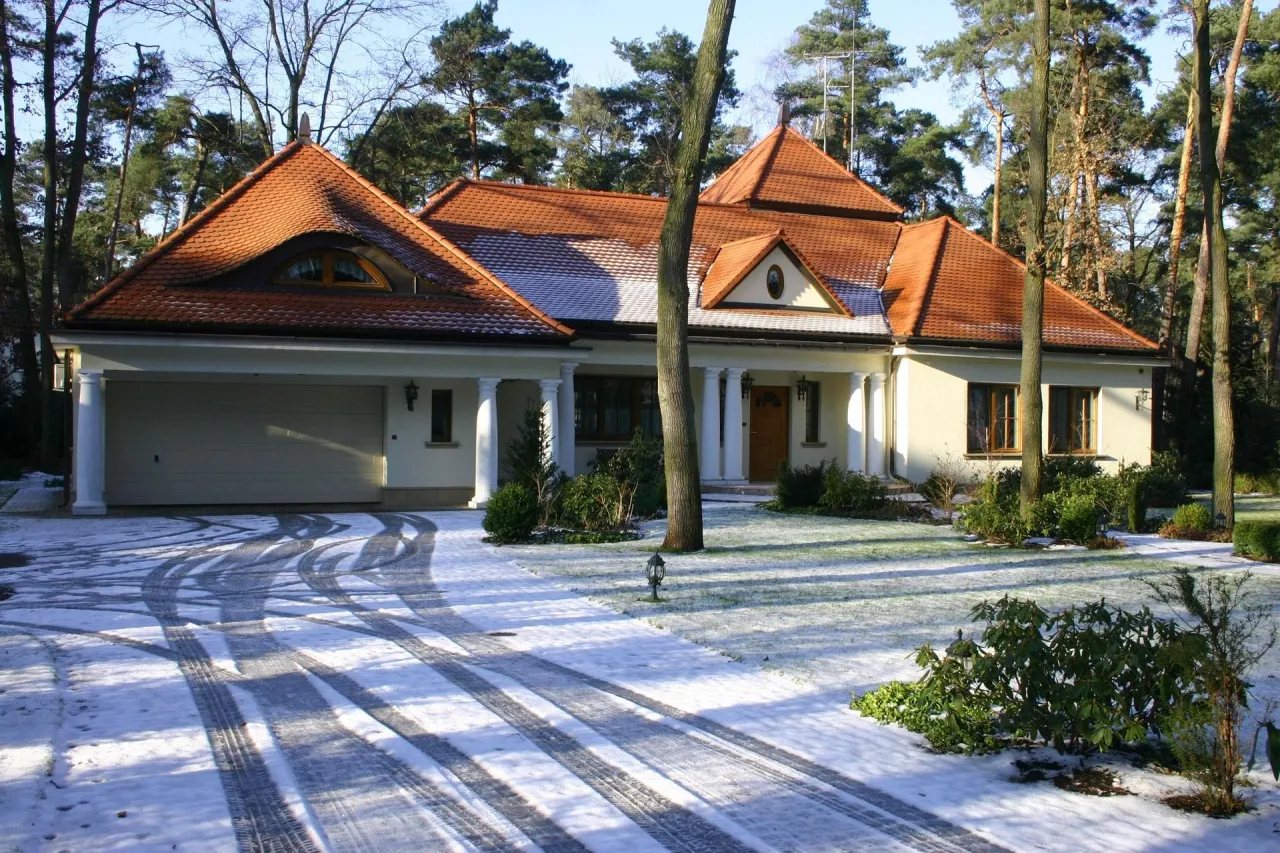 Tabela koszt&oacute;w podgrzewania podjazdu