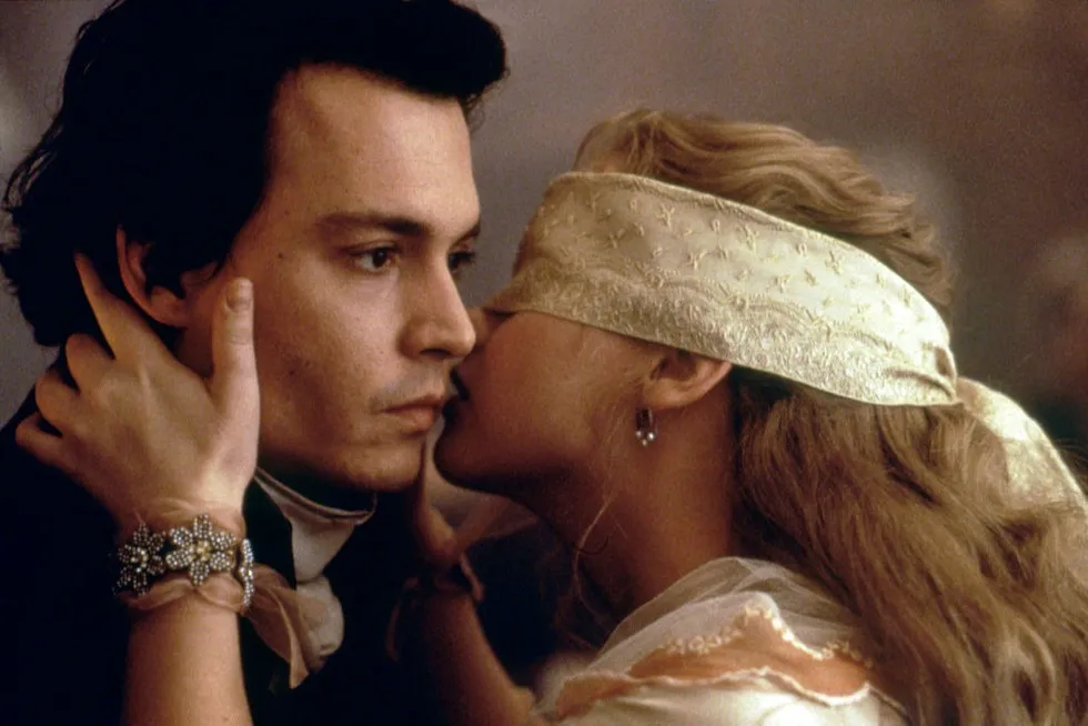 tajemniczy mężczyzna skorpion, astrologia, psychologia relacji