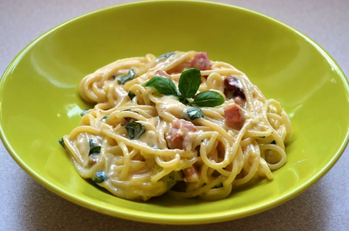 składniki na carbonarę