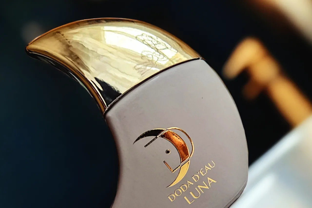 Perfumy Doda D'eau Luna i Sol butelki