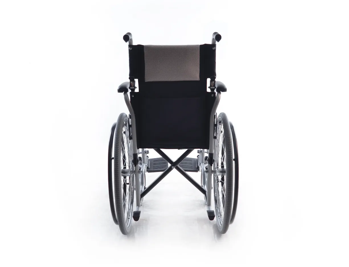 w&oacute;zek inwalidzki koła pełne i pompowane por&oacute;wnanie