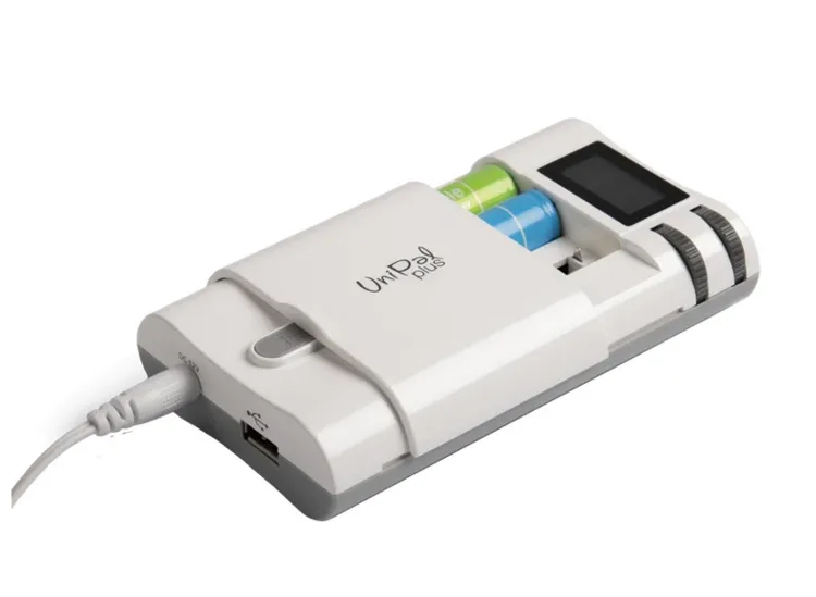 uniwersalna ładowarka do akumulatorów aparat