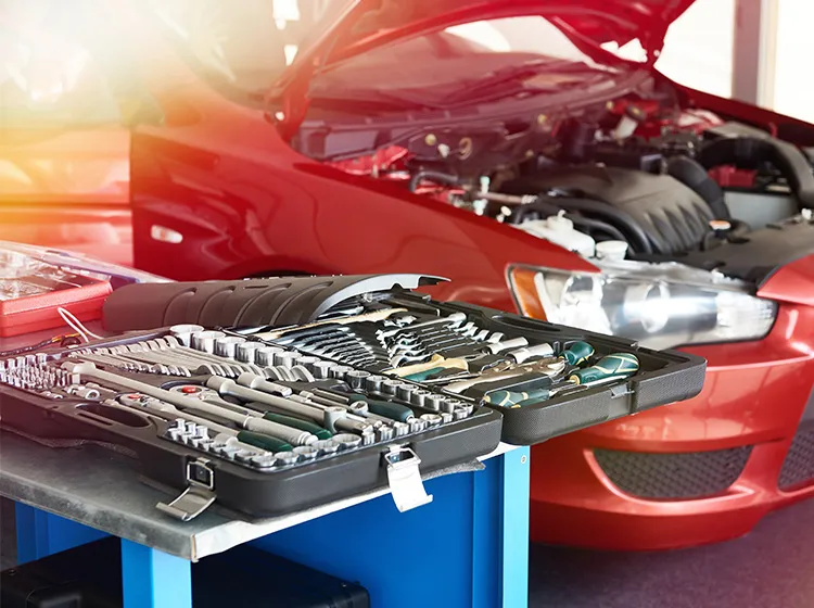 Colis de pièces automobiles prêt pour l'expédition