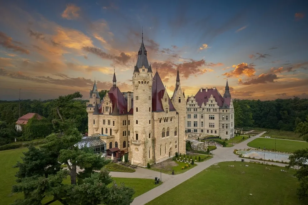 Polskie zamki i pałace