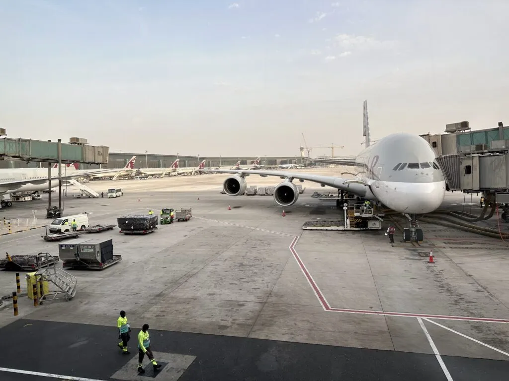 Lotnisko przesiadkowe Dubaj lub Doha