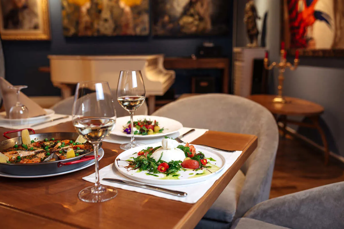 Restauracja Muga Poznań, wnętrze, dania fine dining