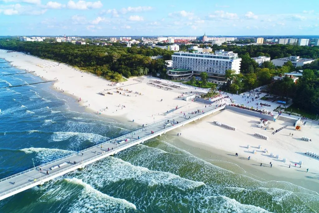 Kołobrzeg uzdrowisko morze plaża