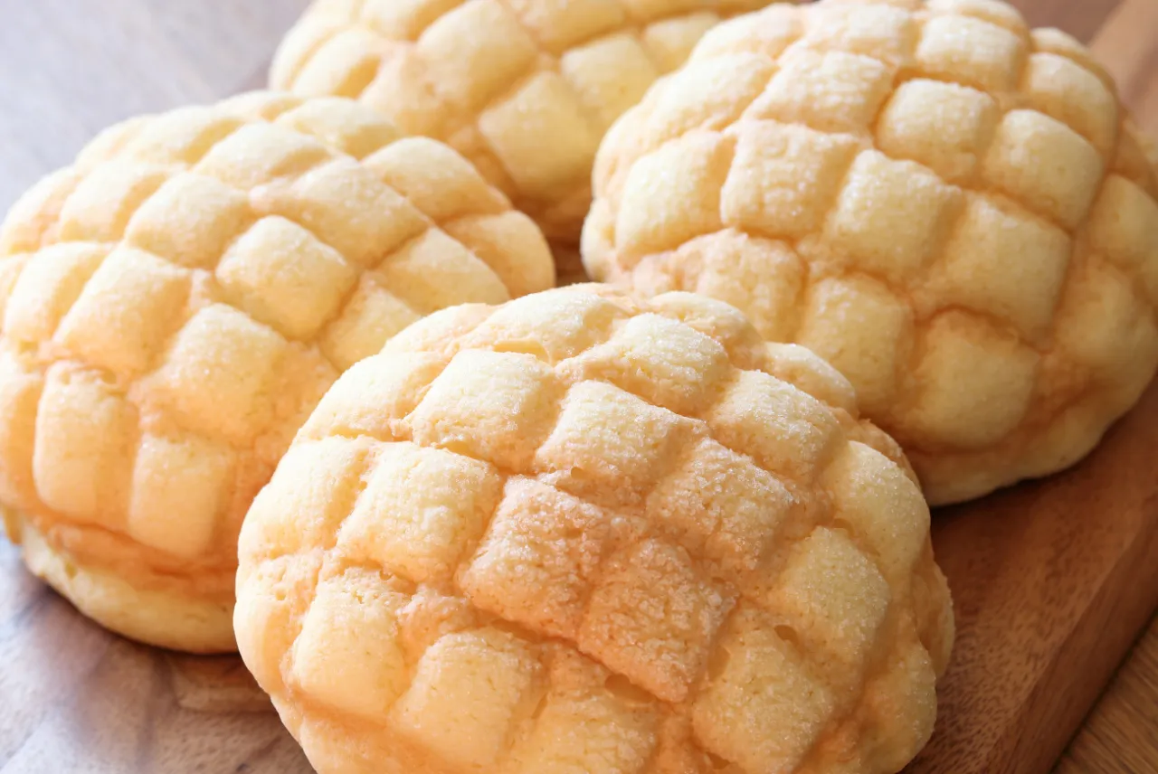 Japońskie słodkie bułeczki melon pan i anpan