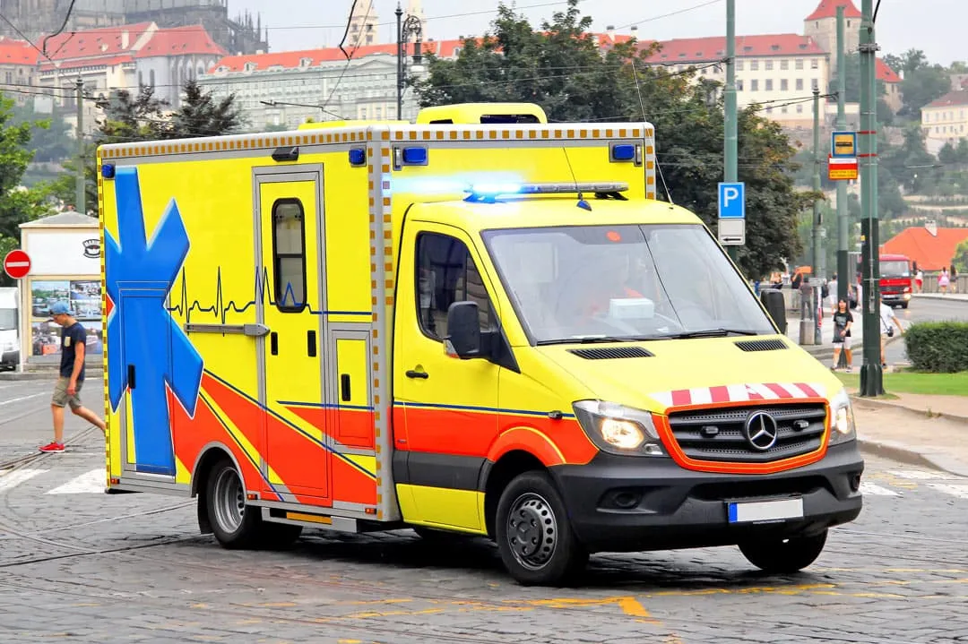 karetka NFZ vs prywatna