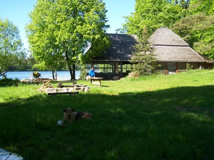 alternatywne noclegi Polska, agroturystyka, schronisko młodzieżowe, pole namiotowe