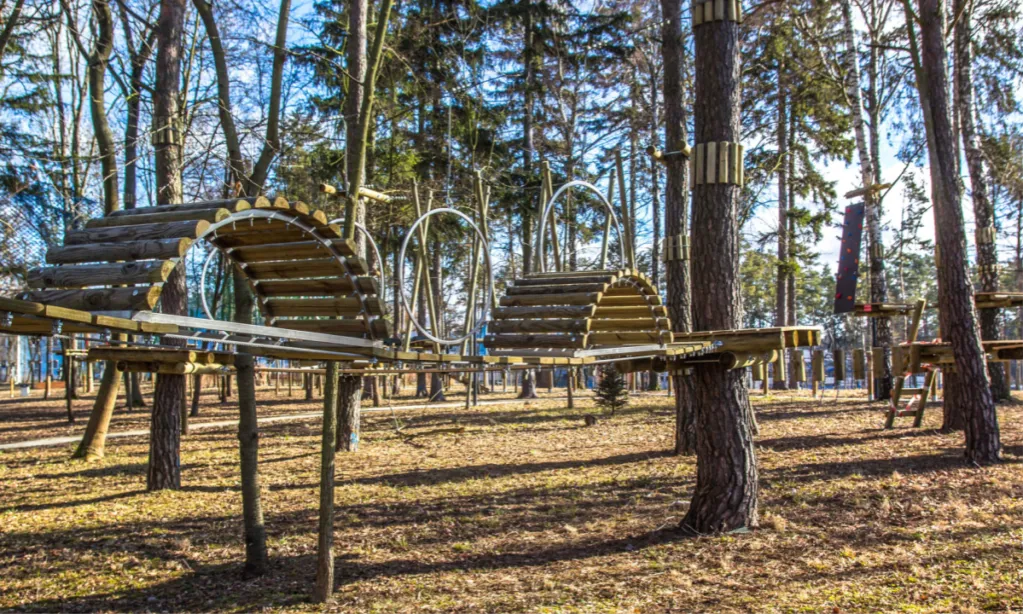 Małpi Gaj Busko-Zdrój sala zabaw
