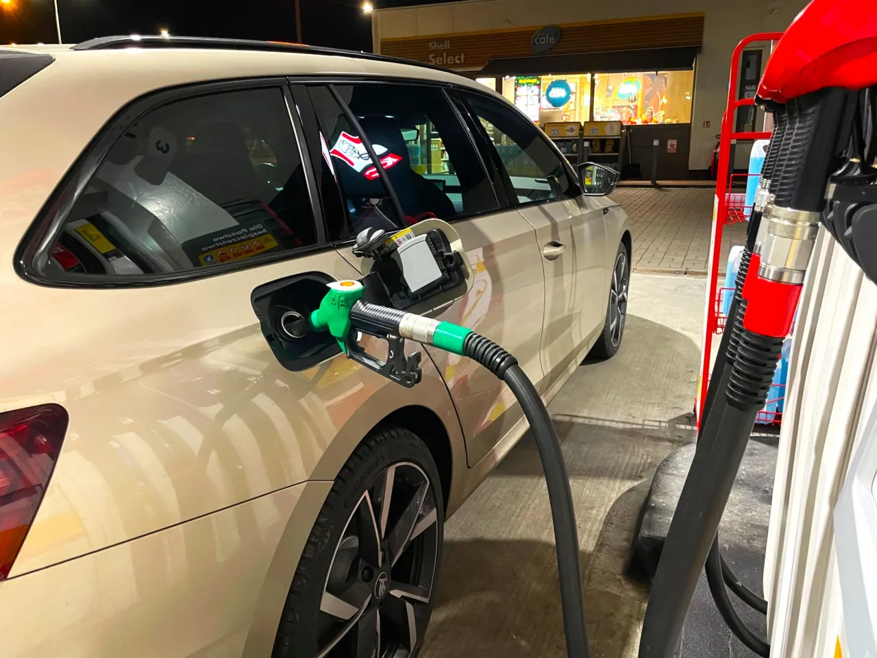 Rafineria ropy naftowej widok z lotu ptaka