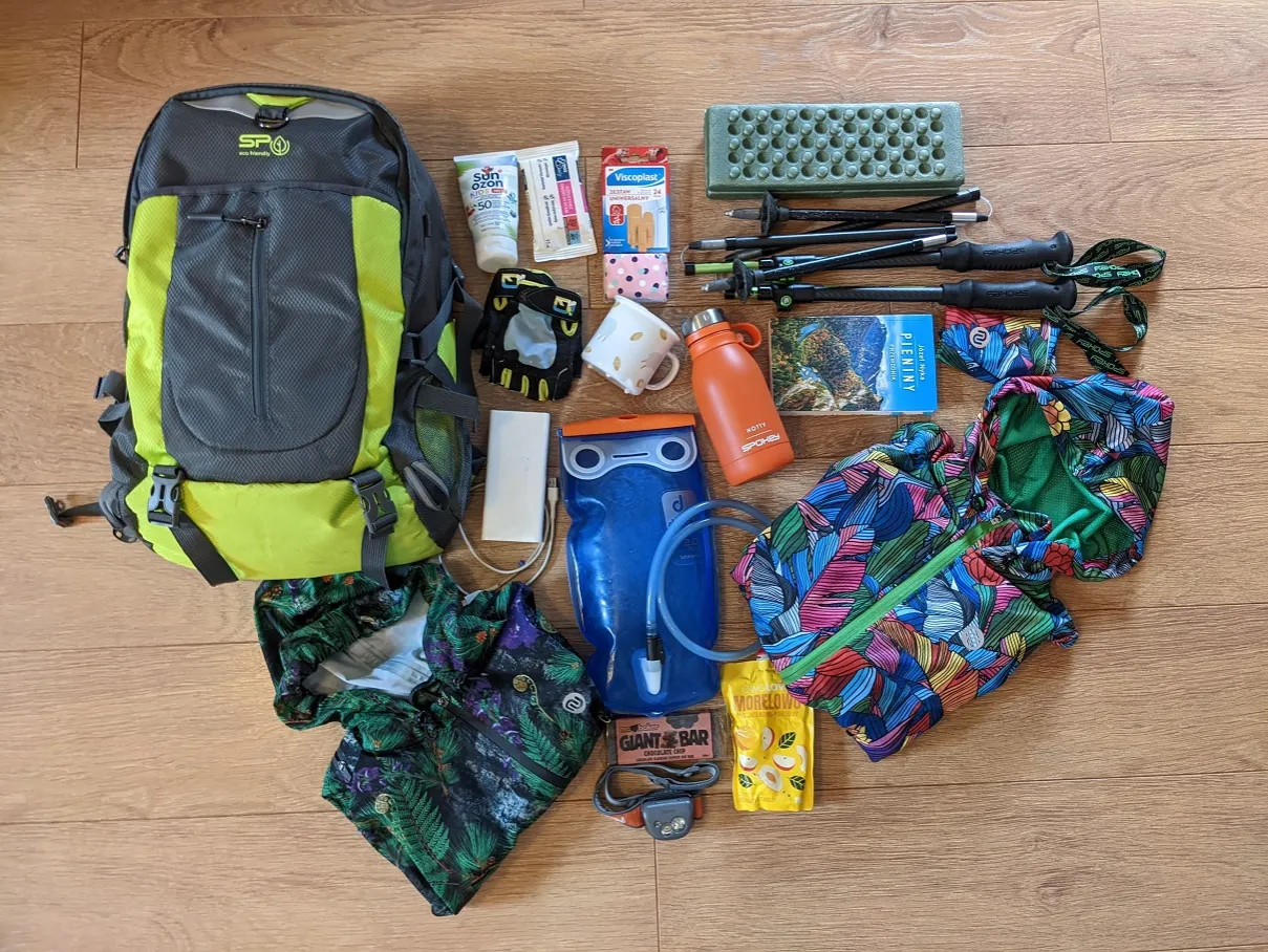 co spakować w góry latem