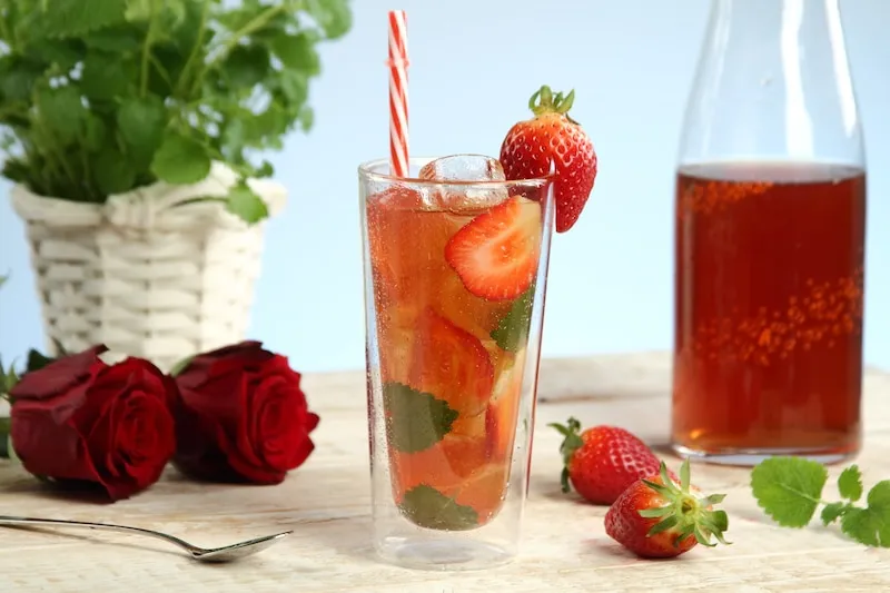 Zdjęcie Jak zrobić mrożoną herbatę Lipton, by zachwycić smakiem i orzeźwieniem