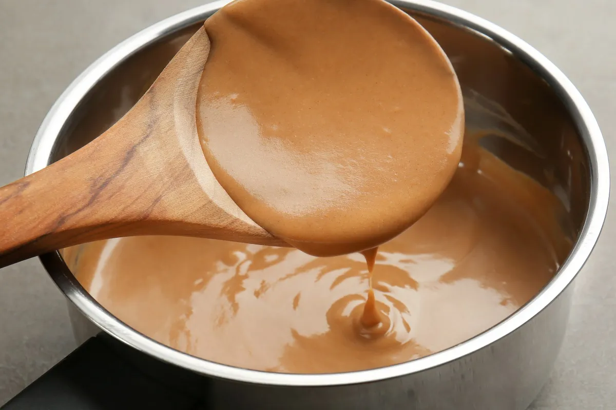 tradycyjny polski obiad z sosem