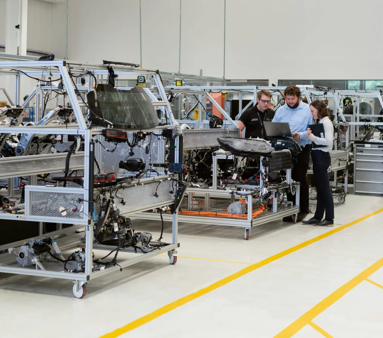 Różne ścieżki kariery w automatyce i robotyce infografika