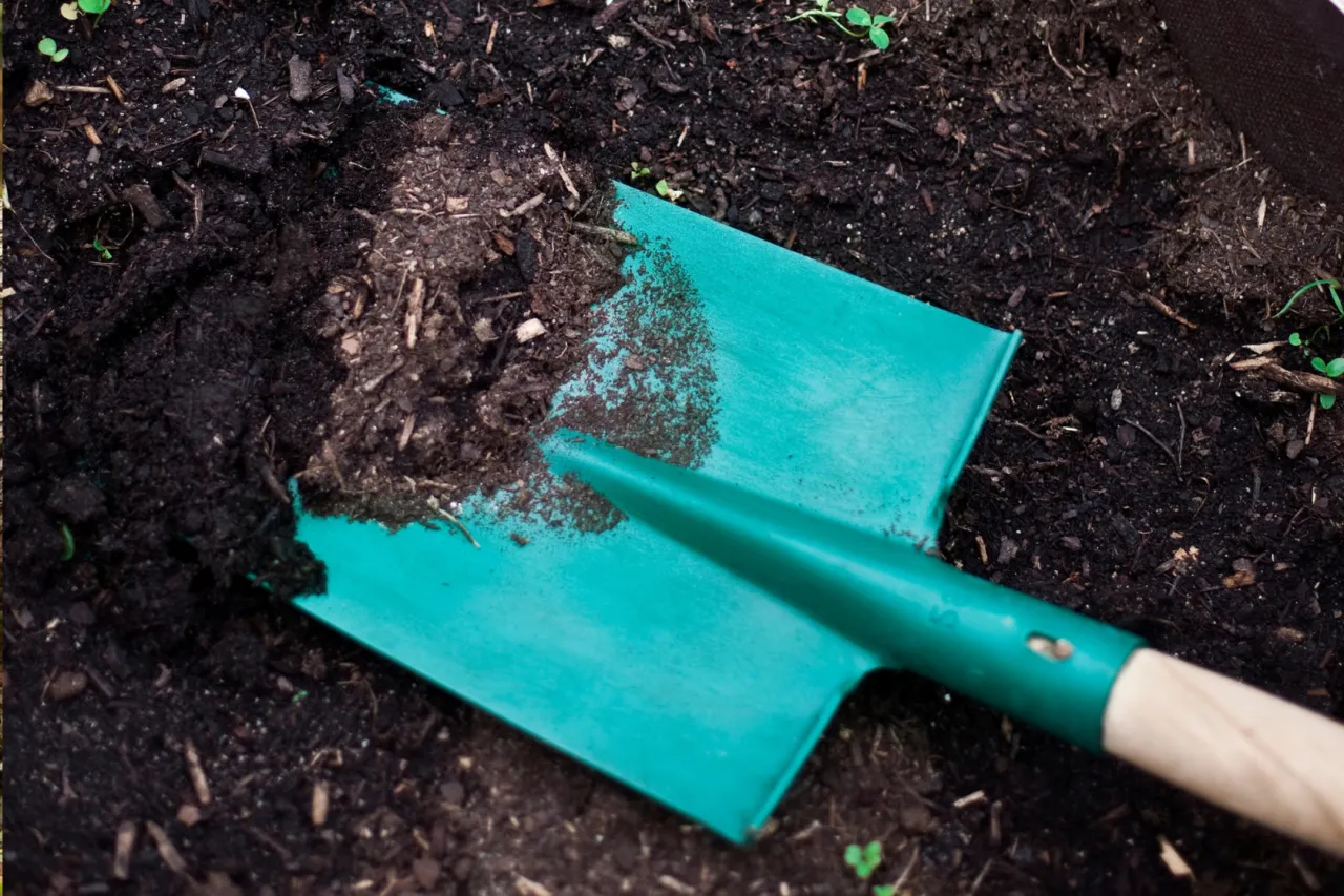 wzór na obliczanie ziemi pod trawnik