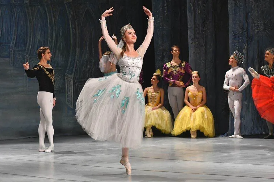 balet jezioro łabędzie odetta i odylia