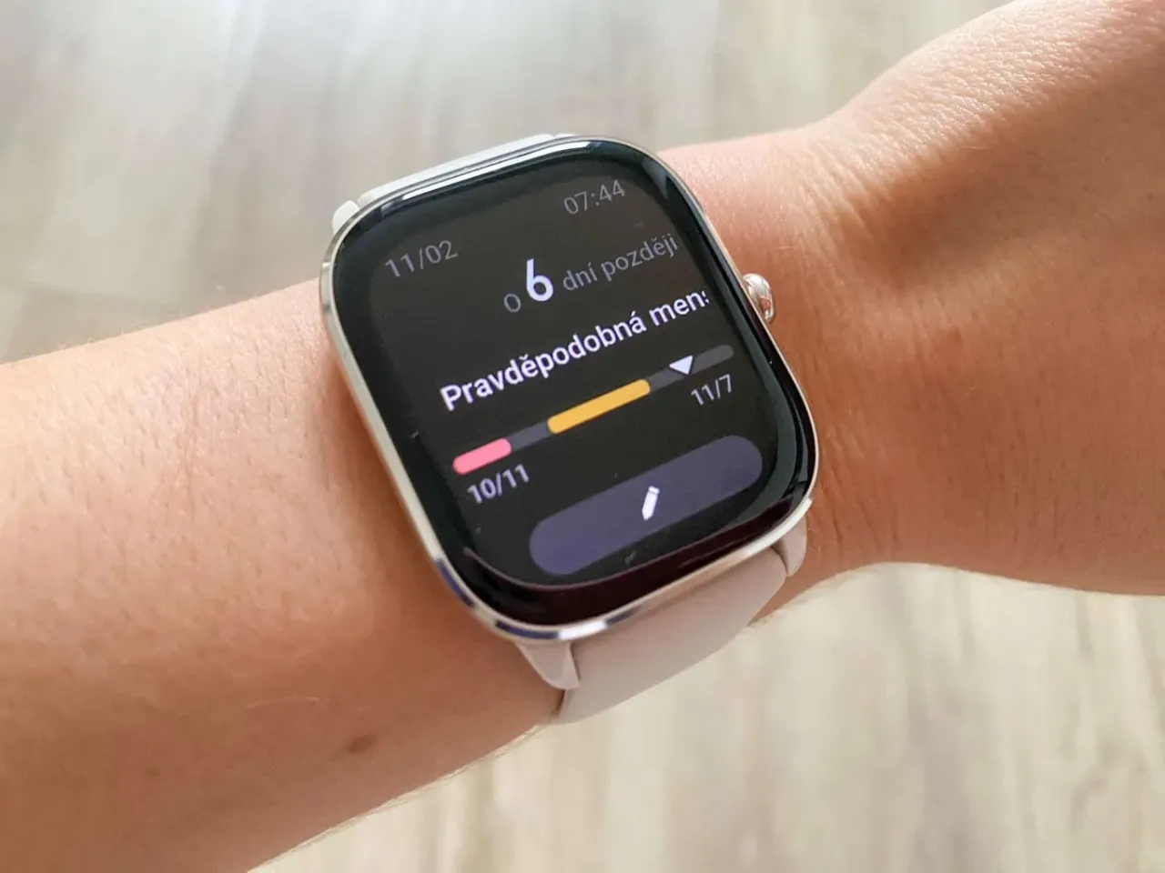 smartwatch damski monitorowanie cyklu menstruacyjnego