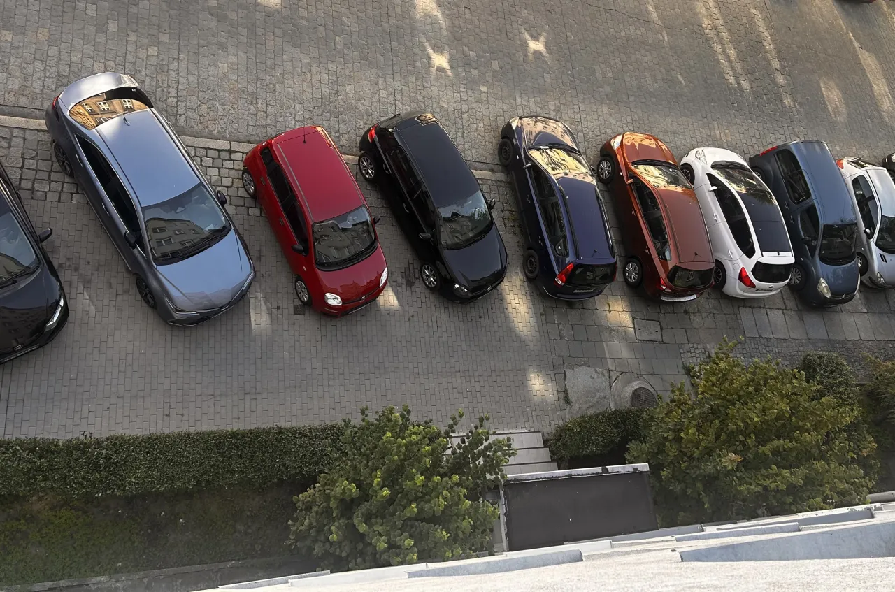 Nowe przepisy parkingowe Polska 2025