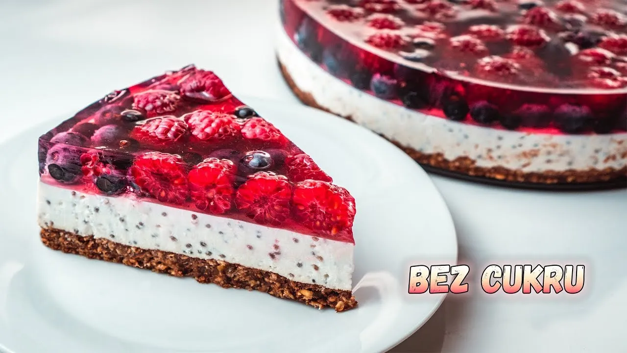 zdrowy sernik z owocami