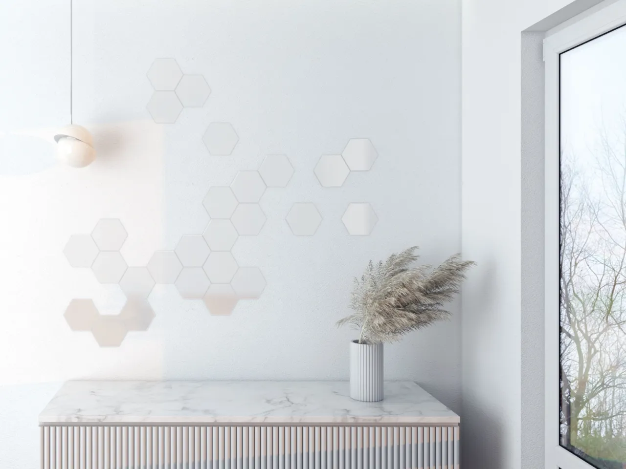 Kreatywna aranżacja luster organicznych