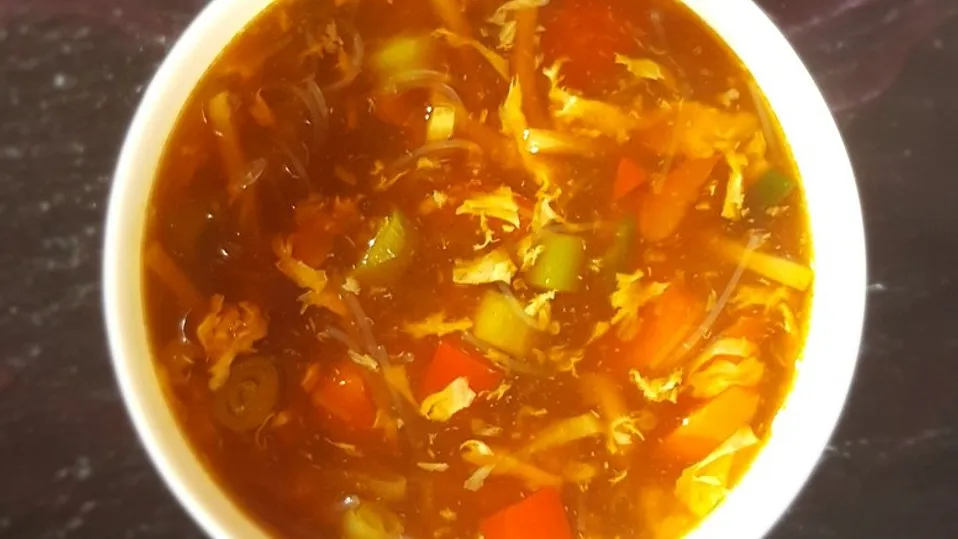 vegetarische sauer scharfe suppe