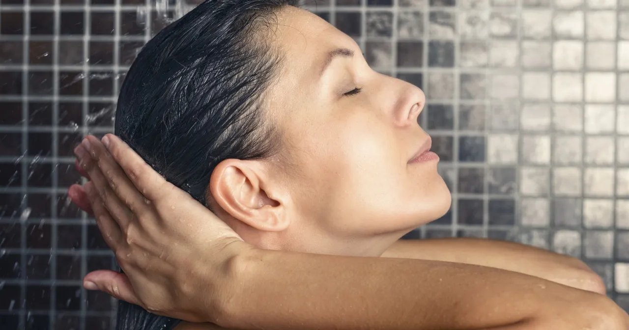 rodzaje płukanek do włos&oacute;w