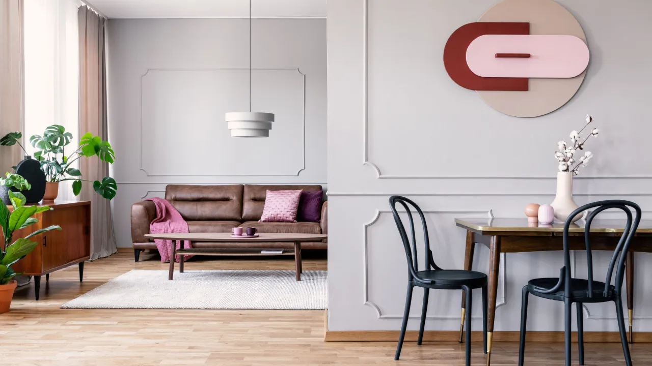 Zdjęcie Salon co na ścianę: inspiracje na piękne i funkcjonalne dekoracje
