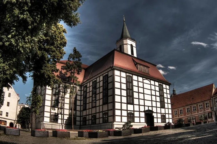 Zdjęcie Ośno Lubuskie atrakcje: odkryj ukryte skarby i niezapomniane miejsca