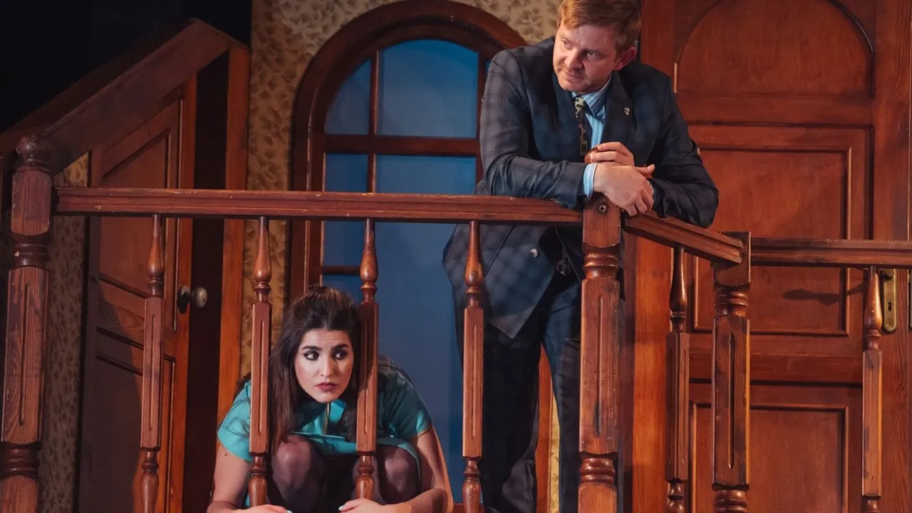 Zdjęcie Teatr Komedia: Czego nie widać - odkryj tajemnice spektaklu