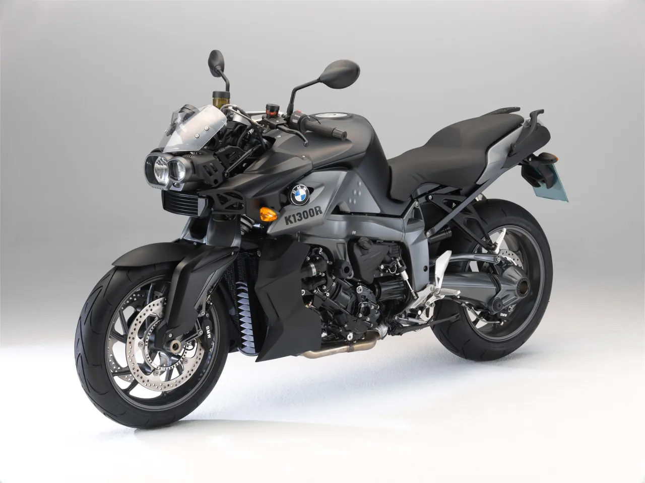 Zdjęcie BMW K1300R – poznaj mocne strony i wady tego wyjątkowego motocykla