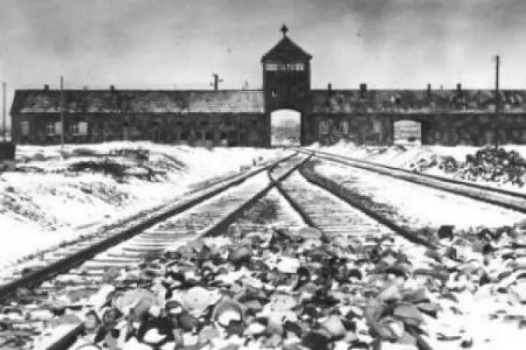 Zdjęcie Czym się różni Auschwitz od Birkenau? Kluczowe fakty i historie