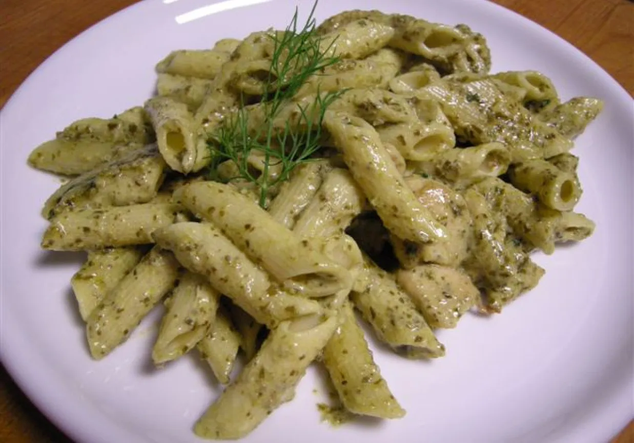 Zdjęcie Jak zrobić pesto z kurczakiem – prosty przepis na pyszne danie