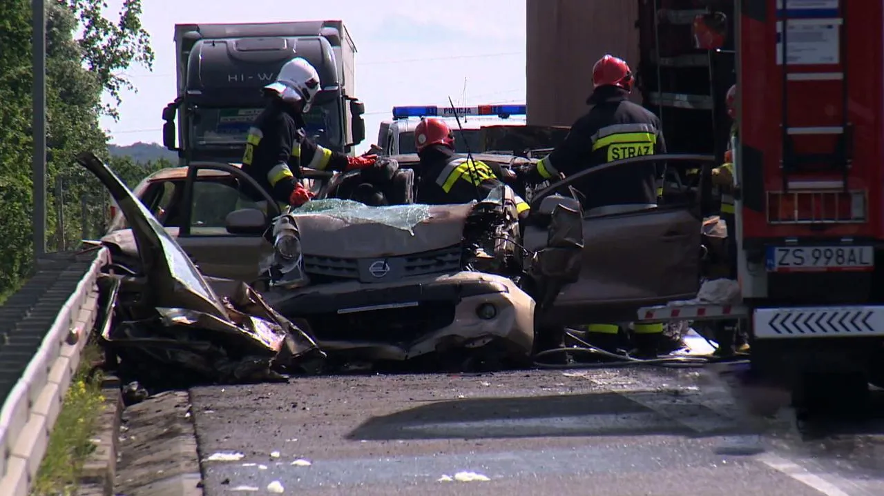 Zdjęcie Kim jest kierowca tira z A6? Nieznane szczegóły i kontrowersje