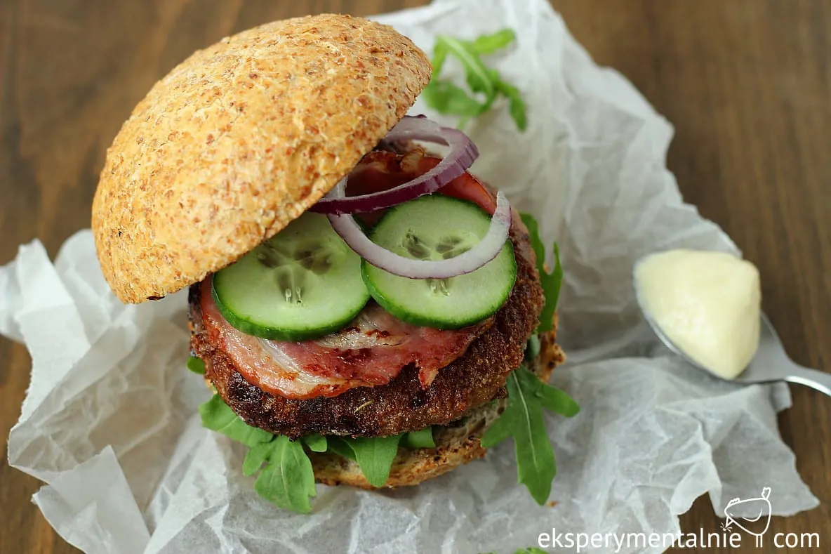 Zdjęcie Jak zrobic kotlet na burgera - prosta receptura na idealne kotlety