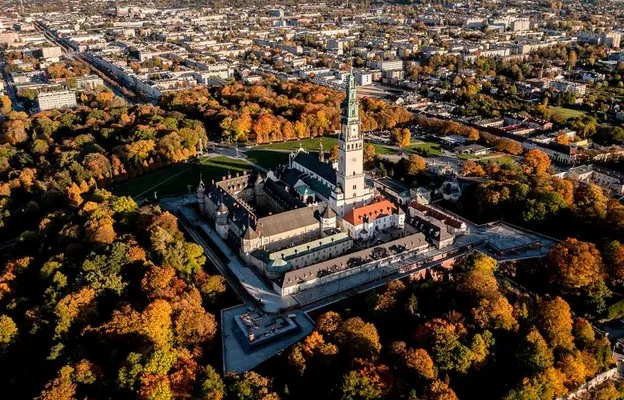 Zdjęcie Kiedy powstał klasztor na Jasnej Górze? Odkryj jego fascynującą historię