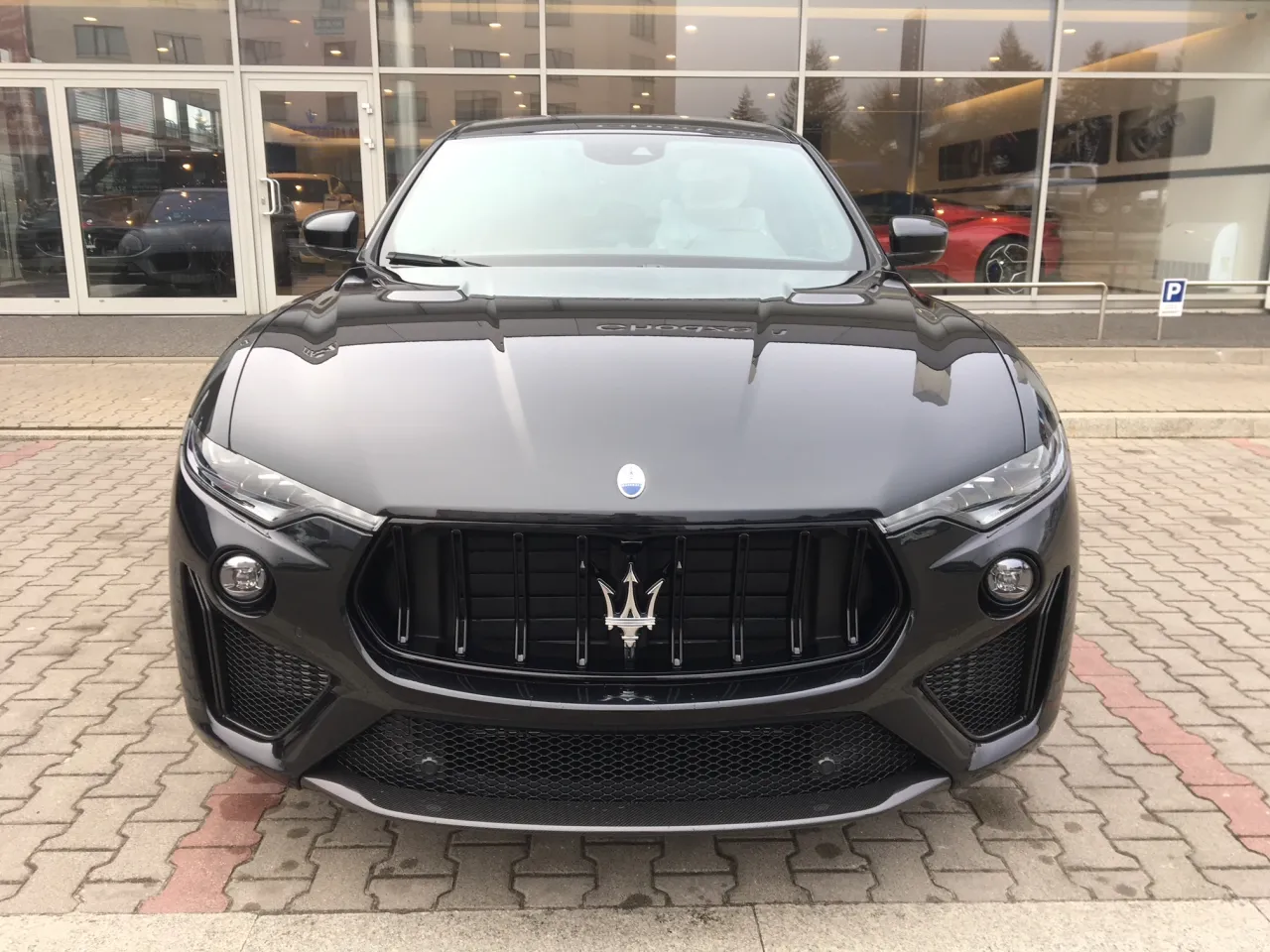 Zdjęcie Ile kosztuje Maserati Quattroporte? Zobacz ceny i opcje wyposażenia