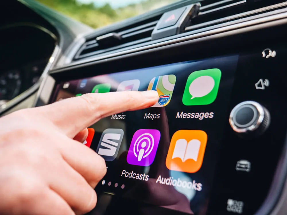 Zdjęcie Jak połączyć iPhone z samochodem - proste kroki do CarPlay